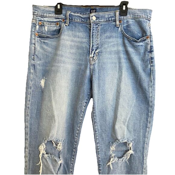 GAP Jeans Best Girlfriend Distressed Relaxed Denim Light Wash Womens 33 Blue - Picture 1 of 9